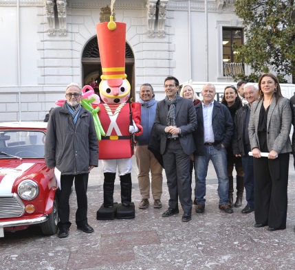 ©Ayto.Granada: El Ayuntamiento impulsa una campaa especial de Navidad en los barrios en apoyo al comercio de proximidad